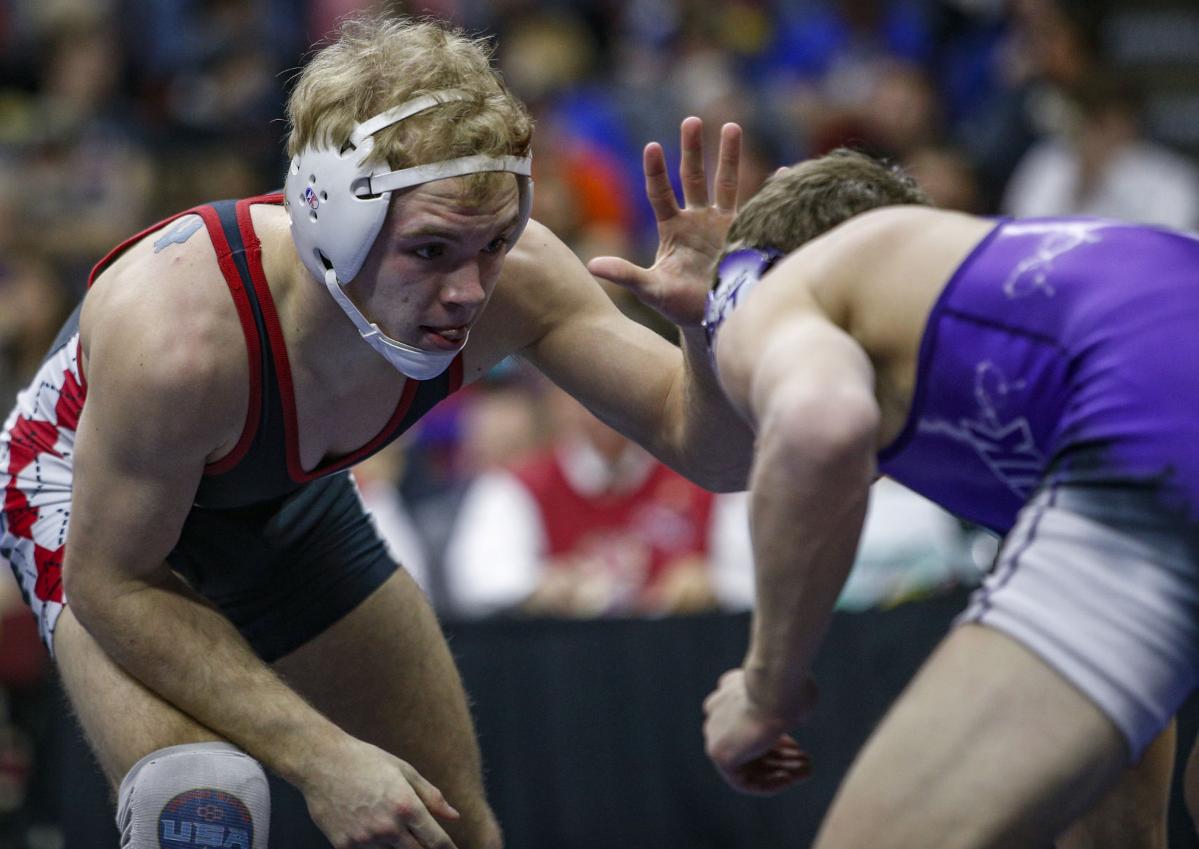 021817-WRESTLING-FINALS-008.jpg